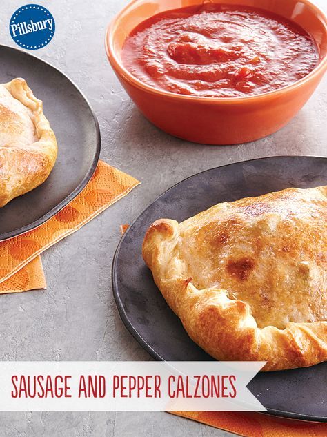 Pilsbury Pizza Dough, Pillsbury Pizza Crust Recipes, Pillsbury Pizza Crust, Pillsbury Pizza, Calzone Recipe, Calzone Pizza, Pillsbury Recipes, Pizza Crust Recipe, Sausage And Peppers