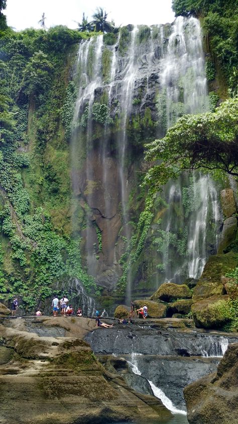 Hulugan Falls - Worth the 45 minutes hike down just to see this hidden falls in Laguna Philippines  #fallsinthephilippines #hiddentreasure #natureswonder #proudtobefilipino #fantasticscenery Nature Philippines, Laguna Philippines, Baby Boy Images, Fall Video, Bike Pictures, Zoom Background, Lyrics Wallpaper, Boy Images, Dream Travel Destinations