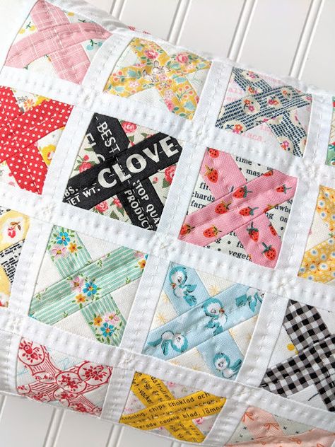 Cross-Stitch Quilt Block Pillow Tutorial by Heidi Staples of Fabric Mutt X Quilt Block, Quilt Block Pillow, Cross Quilt Block, Cross Stitch Quilt, Pin Cushions Patterns, Pillow Inspiration, Pillow Tutorial, Cute Quilts, Scrap Quilt Patterns