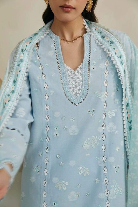 Trendy Kurti, Easy Diy Clothes, Pakistani Clothes Online, Ice Blue Color, Pakistani Designer Clothes, Pakistani Clothes, Neck Designs For Suits, Trendy Shirt Designs, Kurta Neck Design