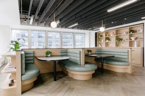 Format Architecture Office imbues New York office with boutique sensibility Long Room, New York Office, High Top Tables, Pale Wood, Booth Seating, Curved Wood, Cafe Style, Workplace Design, Built In Bench