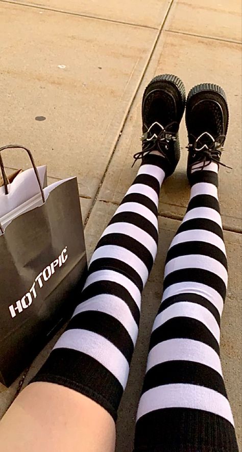 Striped Socks Outfit Goth, Striped Knee High Socks Outfit, Thigh High Striped Socks, Striped Stockings Outfit, Striped Thigh High Socks Outfit, Black Thigh High Socks Aesthetic, Striped Socks Aesthetic, Emo Socks, Long Socks Aesthetic