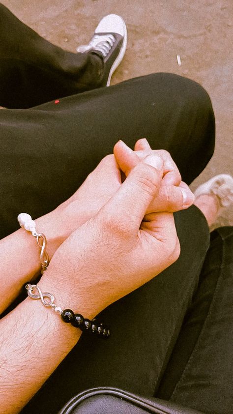 #Love #Couple #Long Distance #Couple Goals  #Holding hands  #Couole photoshoot #infinty bracelets #bracelets #Gift ideas Boyfriend Holding Hands, Love Holding Hands, Infinity Bracelets, Gift Ideas For Boyfriend, Couples Love, Korean Boys, Couple Photoshoot, Couples Photoshoot