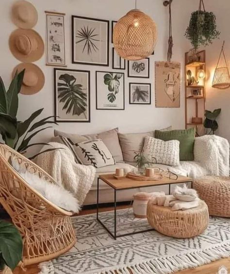 Boho Funky Living Room, Home Decor Ideas Kitchen, Earthy Living Room, Wallpapers Home, Boho Chic Living Room, Home Decor Painting, Beige Living Rooms, Decor Quotes, Home Decor Quotes