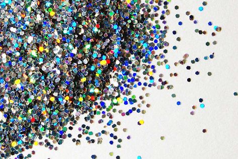 Social scientist’s call on plastic glitter ban goes global - Massey University Homemade Glitter, Glitter Bomb, Diy Upcycling, Table Salt, Glitter Diy, Small Bowl, Crafty Craft, Crafty Diy, Craft Time