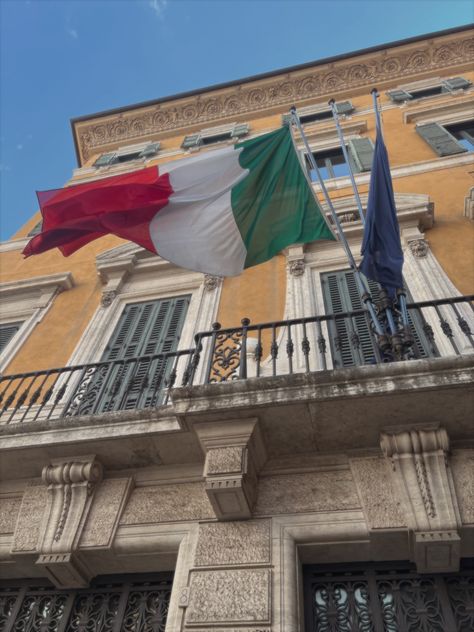 Beautiful italian building, blowing italian flag Italy Playlist Cover, Italian Culture Aesthetic People, Italian Playlist Covers, Italian Flag Aesthetic, Vintage Italian Aesthetic, Dt Coursework, Pictures Of Flags, Italy Culture, Italian Aesthetic