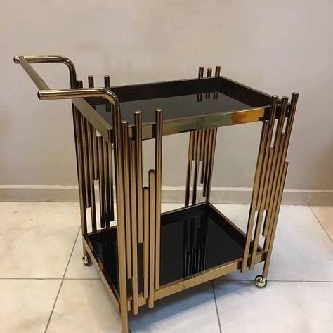 Gold Tables, Drinks Cart, Drinks Station, Bar Cart Design, Food Trolley, Custom Home Bars, Open Living Room Design, Metal Bar Cart, Bed Headboard Design