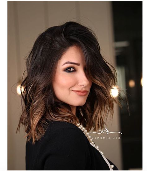 Hairstyles Pixie, Popular Short Haircuts, Brown Hair Shades, New Short Hairstyles, Short Straight Hair, Haircuts Short, Short Hair Balayage, Pixie Haircuts, Brown Hair With Highlights