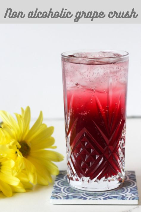 Combining grape juice, cranberry juice, sour mix, and 7-up for a delicious, refreshing mocktail. Grape Crush Cocktail, Cranberry Grape Juice, Grape Juice Drinks, Homemade Sour Mix, Grape Cocktails, Refreshing Mocktail, Grape Crush, Pretty Cocktails, Mixed Drinks Alcohol