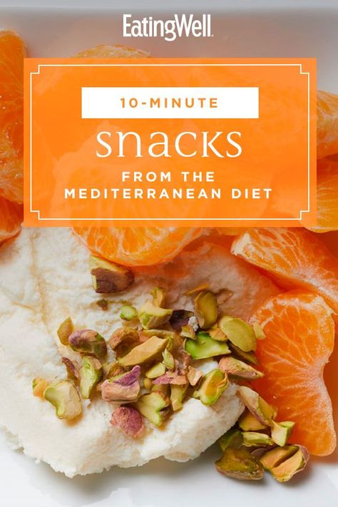 Mediterranean Diet Recipes Dips, Mediterranean Snacks Ideas On The Go, Medditeranean Snack Ideas, Mediterranean Diet Snacks Ideas, Mediterannean Diet, Dietary Foods, Healthiest Diet, Mediterranean Diet Snacks, Mediterranean Snacks