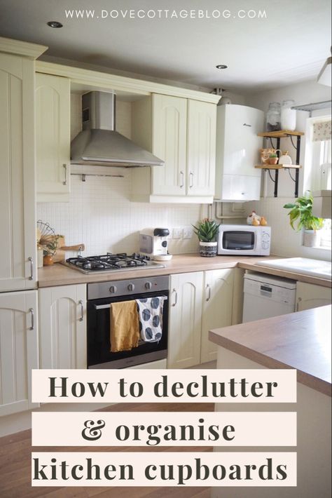 How To Organise A Small Kitchen, How To Organise A Kitchen, Organise Small Kitchen, Organising Kitchen Cupboards Shelves, Organising Kitchen Cupboards, Kitchen Cupboard Organisation, How To Organise Kitchen Cupboards, Clean Organized House, Kitchen Organiser