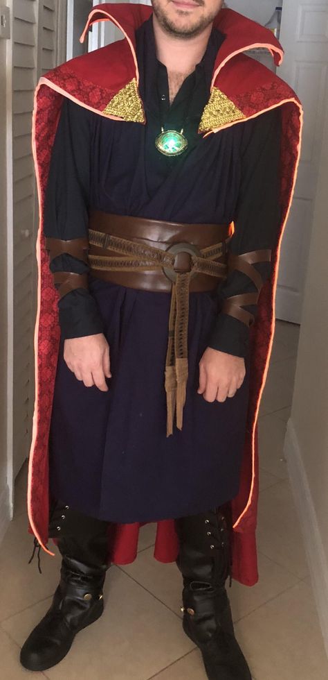 made my husband a dr. Strange costume cape belt and all! And yes The cape has led light around it. Wife of the year over here [oc] Doctor Strange Halloween Costume, Doctor Strange Costume, Dr Strange Costume, Valentine Diy, Disney Bounds, Black Goku, Dr Strange, Family Costumes, Goku Black