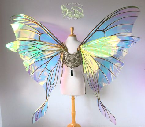 Luna Moth Fairy, Moth Fairy, Diy Fairy Wings, Fairy Wings Costume, Cosplay Wings, Diy Wings, Fairy Cosplay, Wings Costume, Butterfly Fairy