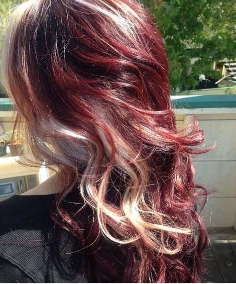 Hair Colors for Fall Red And Blonde Hair, Red And Blonde, Red Hair With Blonde Highlights, Wine Red Hair, Red Blonde Hair, Colourful Hair, Hair Streaks, Dyed Hair Inspiration, Coloring Ideas