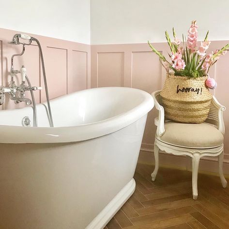 Still raining outside but at least my bathroom looks summery 😍🌷 love my new basket addition in here ! • • • • #bathroom #bath… Pink Country Bathroom, Pink Cottage Bathroom, Pink Panelling Bathroom, Pink Paneling, Rolltop Bath, Blush Pink Bathroom, Bathroom Panelling, Bathroom Victorian, Bathroom Looks