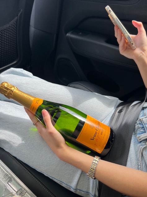 Veuve Clicquot Aesthetic, Veuve Cliquot, 27th Birthday, Instagram Graphic, Happy New, Champagne, Mood Board, Bubbles, Branding