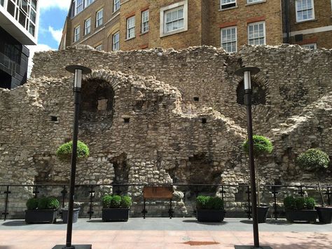 Where To See Roman London | Londonist -visible stretches can be found along the… Roman Wall, Historical London, Roman Britain, London Wall, London History, London Museums, Things To Do In London, London Bridge, Old London