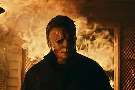 Jamie Lee Curtis strikes back at Michael Myers in <em>Halloween Kills </em>trailer: 'Evil dies tonight' Halloween 78, Laurie Strode, Halloween Kills, Michael Meyer, Anthony Michael Hall, Halloween Express, The Boogeyman, Lee Curtis, Kyle Richards