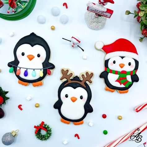 Penguin Sugar Cookies Decorated, Penguin Decorated Cookies, Penguin Cookies Decorated, Penguin Cookies, Penguin Love, Cookie Party, Christmas Cookies Decorated, Christmas Sugar Cookies, Christmas Penguin