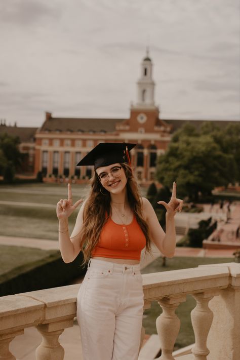 College Grad Photos, Senior Photoshoot Poses, Go Pokes, Made By Mary, M Jewelry, Oklahoma State University, Graduation Photoshoot, Grad Pics, Senior Photoshoot