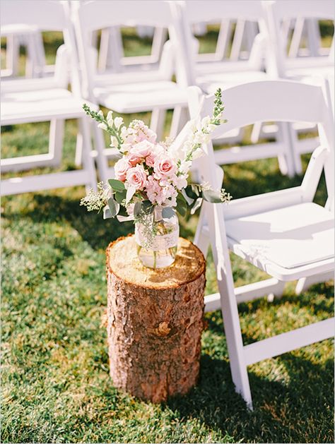 Dairy Wedding, Dairy Farm Wedding, Farm Wedding Ideas, Tables Decorations, Country Style Wedding, Wedding Aisle Decorations, Dairy Farm, Organic Wedding, Farmhouse Wedding