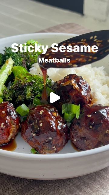 Danae Elise | FITNESS + RECIPES on Instagram: "Sticky Sesame Turkey meatballs 🤤

I’ve been loving these air fryer recipes lately!

Ingredients:
- 1lb 93/7 lean ground turkey 
- 1 egg 
- 1/3 cup breadcrumbs 
- 1 tsp garlic minced 
- 1 tsp ginger minced 
- 1 tbsp soy sauce 
- 2 tbsps green onion sliced 
- 1 tsp sesame oil 
- 1/2 tsp red chilli flakes 

Sauce:
- 1/4 cup soy sauce 
- 1 tsp corn starch 
- 4 tbsp water 
- 1 tbsp honey 
- 1 tbsp mirin 
- 1 tbsp garlic minced 
- 2 tsp sesame seeds 

Instructions: 
1. In a large mixing bowl mixed together the ingredients for the meatballs.
2. Once mixed well, roll into 12 evenly sized balls
3. Air fry at 380 for 12 minutes, make sure to flip halfway through
4. In a small bowl combine ingredients for your sauce and mix until combined.
5. Exhausted Turkey Mince Recipes, Fitness Recipes, Mince Recipes, Turkey Meatballs, Chilli Flakes, Green Onion, Air Fry, Red Chilli, Small Bowl