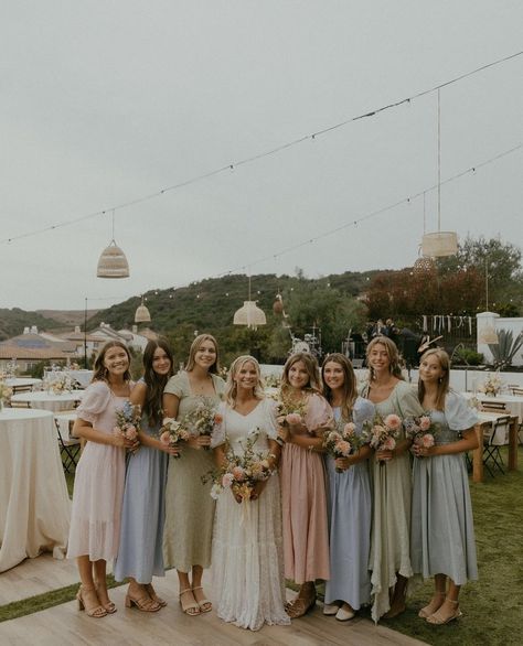 Bridesmaid Casual Outfit, Whimsical Bridesmaid Dresses Boho, August Bridal Party Colors, Pastel Boho Wedding, Bridesmaid Dresses Color Palette Summer, Garden Party Bridesmaids Dresses, Wedding Party Spring Colors, Spring Pastel Bridesmaid Dresses, Floral Wedding Theme Bridesmaid