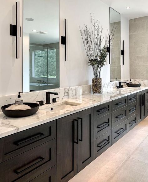 New House Bathroom, Large Bathroom, Bathroom Redesign, Master Bath Remodel, Bathroom Remodel Designs, Bathroom Remodel Shower, Dream Bathrooms, Bathroom Renos, House Bathroom