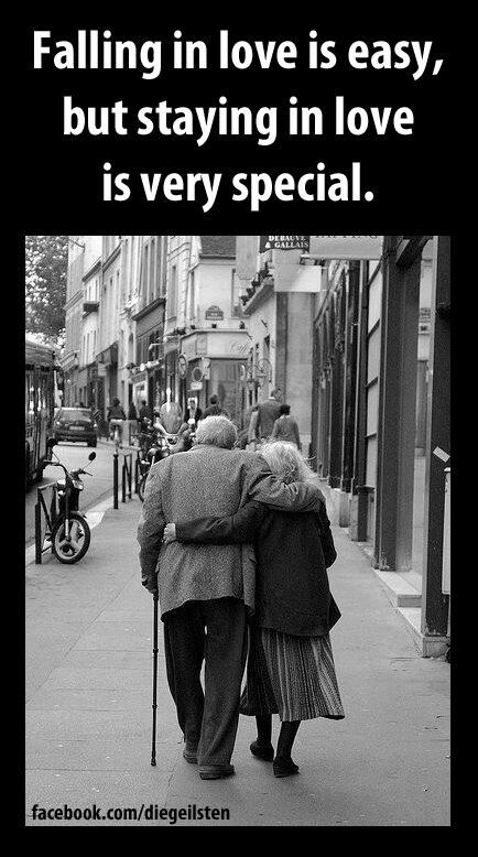 Nice Older Couple, Old Couple, Elderly Couples, Old Couples, Jolie Photo, Amazing Grace, 인물 사진, Couples In Love, Growing Old