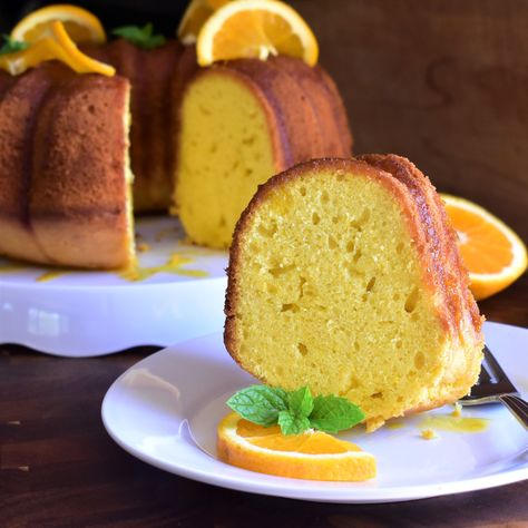 Orange Pound Cake Orange Cake Recipes, Orange Pound Cake Recipe, Orange Recipes Dessert, Mandarin Orange Cake, Orange Fluff, Orange Bundt Cake, Orange Pound Cake, Buttermilk Pound Cake, Orange Dessert