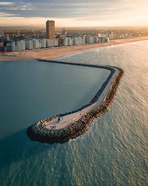 Belgium. Uniquely Phenomenal on Instagram: “We'd like to wrap up the week with this phenomenal picture of the Ostend pier. 😍🌊 What are your plans for the weekend? 🤗 📷 Thanks to:…” Paradise Falls, Desain Lanskap, Corporate Retreat, Romantic Holiday, Brussels Belgium, Drone Photos, Autumn Colors, Drone Photography, Sea And Ocean