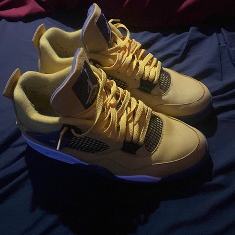 (Lightning 4s) (8/10 condition) Lightning 4s, Apple Pay, Conditioner, 10 Things, Closet, Fashion Tips, Clothes Design, Quick Saves