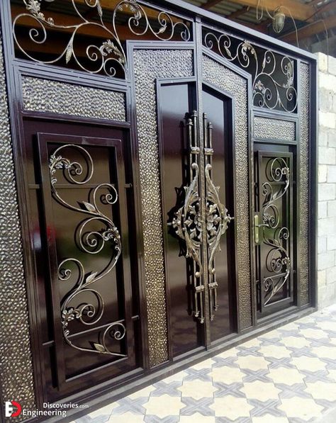 Iron Gate Design Modern Entrance Home, Latest Main Gate Design Entrance Iron Doors, Front Gates Entrance, Main Gate Design Entrance Iron Doors, Gates Design Modern, Gate Door Design, Modern Iron Gate Designs, Modern Front Gate Design, Home Main Gate Design