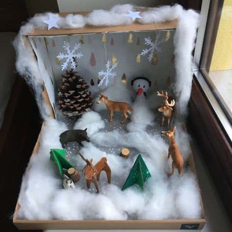 Christmas Diarama Ideas Kids, Christmas Diorama, Diy Christmas Village, Scout Activities, Christmas Arts And Crafts, Winter Kids, Thanksgiving Activities, Christmas Advent, Winter Crafts