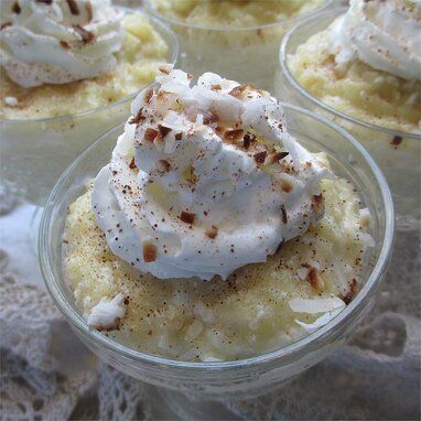 Cracker Pudding Recipe, Cracker Pudding, Pasteurized Eggs, Cracker Dessert, Ritz Cracker Recipes, Saltine Cracker, Creamed Peas, Tapioca Pudding, Saltine Crackers