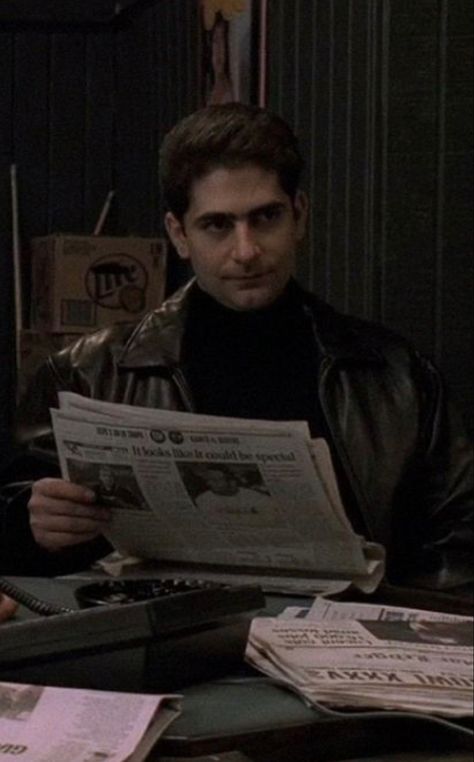 Christopher Moltisanti Aesthetic, The Sopranos Aesthetic, Mobster Aesthetic, Christopher Sopranos, Sopranos Style, Sopranos Quotes, Michael Imperioli, Christopher Moltisanti, Cold Images