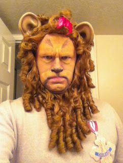 Wizard Of Oz Costumes Diy, Cowardly Lion Costume, Lion Costume Diy, Wizard Of Oz Lion, Lion Face Paint, Lion Makeup, The Wizard Of Oz Costumes, Wizard Of Oz Musical, Wizard Of Oz Decor