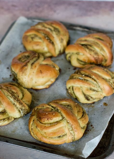 breakfast  Za’atar and Labneh Buns – REAL SIMPLE FOOD Savoury Buns, African Bread, Savory Buns Recipe, Turkish Pastries, Savory Buns, Lebanese Bread Ideas, Arab Breakfast, Zaatar Bread, Labneh Breakfast Ideas