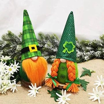 Irish Festival, Irish Leprechaun, Irish Decor, St Patrick's Day Decorations, St. Patricks Day, Gnome Ornaments, Gnomes Crafts, Clover Green, St Pattys Day