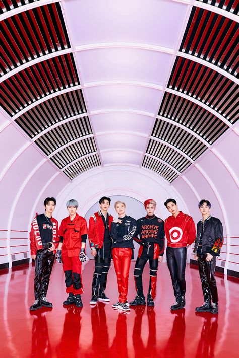 why does kai have the target logo on his shirt?¿ Korean Pop Group, Superm Taeyong, Nct Taeil, Superm Kpop, Capitol Records, Group Photo, Boy Band, Do Kyungsoo, Group Photos