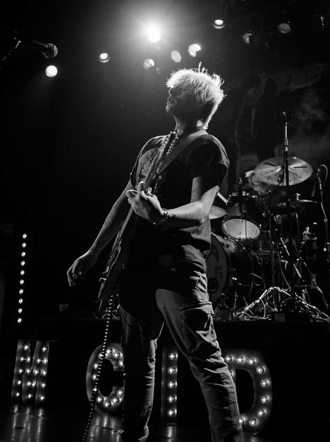 Johnny Highly Suspect #MCID Highly Suspect Band, Terrible Johnny, Highly Suspect Johnny Stevens, Johnny Stevens, Highly Suspect, Salmon Skin, All About Music, Alternative Music, Concert Photography