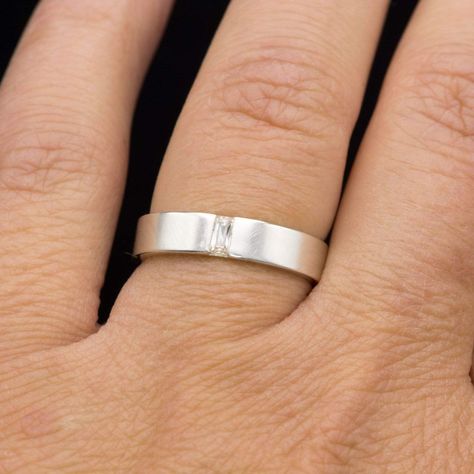 Modern Mens Wedding Bands, Textured Wedding Ring, Handmade Wedding Band, Partner Rings, Simple Wedding Bands, Rings Men, Wedding Bands For Him, Black Bride, Hammered Band