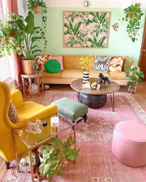 Appartment Decoration, Casa Vintage, Colourful Living Room, Apartment Decor Inspiration, Apartment Inspiration, Living Room Decor Apartment, Boho Living Room, Living Room Inspo, A Living Room