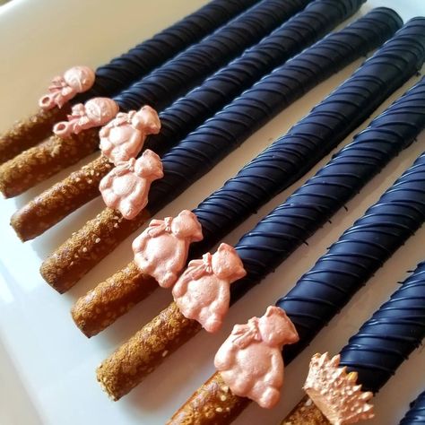 Navy Blue And Light Pink Gender Reveal, Navy Blue And Gold Pretzels, Navy And Rose Gold Gender Reveal, Navy Blue And Blush Gender Reveal, Navy And Pink Gender Reveal Cake, Navy Blue And Rose Gold Gender Reveal, Navy Blue And Pink Gender Reveal, Navy Blue Gender Reveal, Baby Shower Pretzels