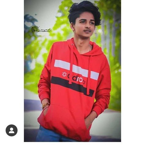 Steven Madhu, Attitude Stylish Boys Pic, Boys Pic, Boy Blurred Pic, Teen Celebrities, Cute Backgrounds For Phones, Light Background Images, Cute Couple Cartoon, Stylish Boys