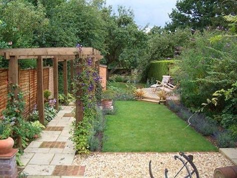 Garden Ideas Long Narrow, Garden Ideas Long, Garden Design Pictures, Narrow Garden, Front Gardens, Backyard Plan, Back Garden Design, Garden Ideas Cheap, Cottage Garden Design