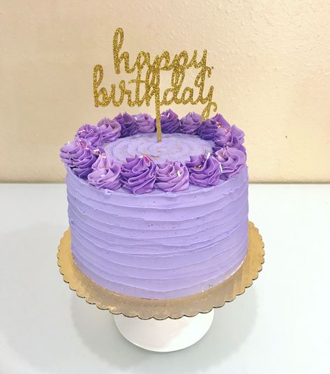 Cake Designs Easy, Purple Birthday Cake, Chocolate Oreo Cake, Purple Cakes Birthday, Chocolate Cake Designs, Chocolate Oreo, Purple Cakes, Purple Birthday, White Birthday