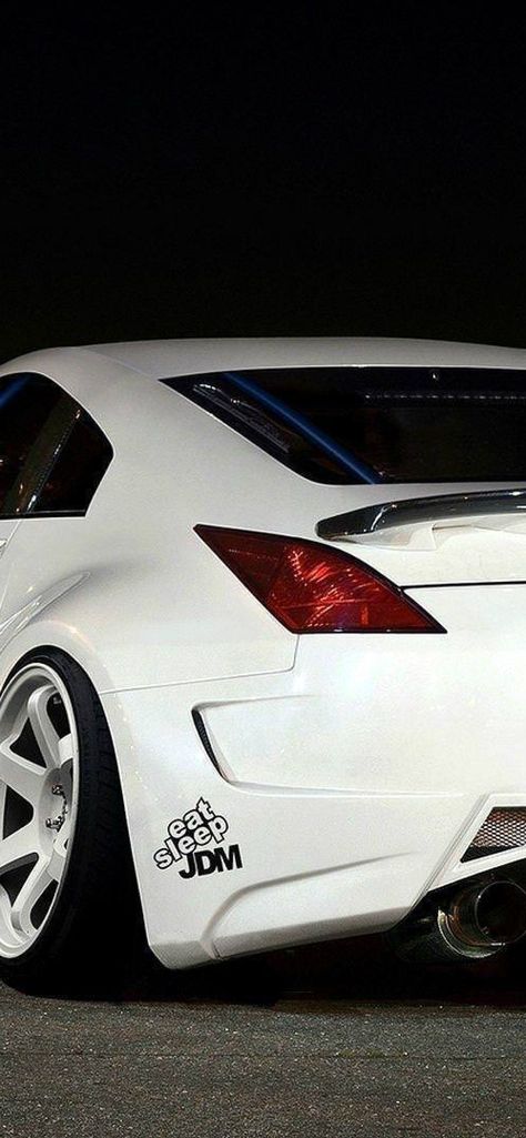 Download free HD wallpaper from above link!
#nissan350zwallpapers White Jdm Cars, 350z White, Nissan 350z Wallpapers, Nissan Fairlady 350z, Fairlady 350z, Drift Paradise, Cars Night, White Cars, Nissan Fairlady