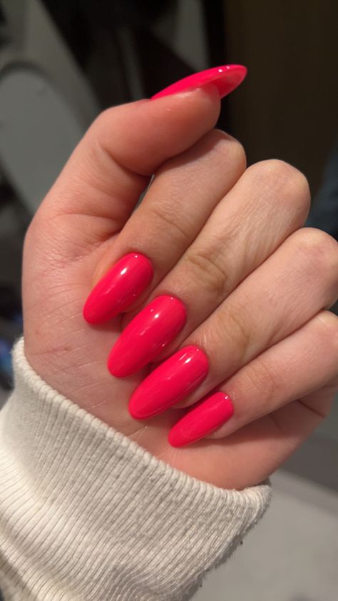 #hot #pink #coral #nails #gel #summer #neon #vibrant #pinterestfashion #fashion #fashionbags #fashiondesign #womensfashion #timelessfashion #fashionformen #fashionkids #pinterestnails #fashionoutfits #fashionblog #fashionweek #fashiondesigner #ootdfashion #menfashion Hot Pink Coral Nails, Pink Coral Nails, Neon Coral Nails, Coral Nails, Nail Art Ombre, Neon Coral, Nails Gel, Pink Coral, Fashion Kids