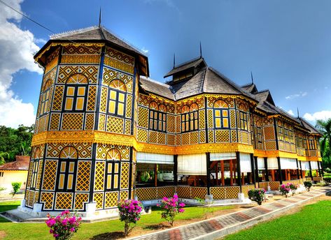 The Istana Kenangan. Or known as Remembrance Palace was a royal residence in Kuala Kangsar in Perak, Malaysia stock images Istana Kenangan Kuala Kangsar, Kuala Kangsar, Raya 2023, Perak Malaysia, Royal Residence, Zebra Stripes, Hello Friend, Traditional House, Palace